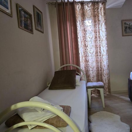 Nada'S Room With Terrace Kotor Extérieur photo